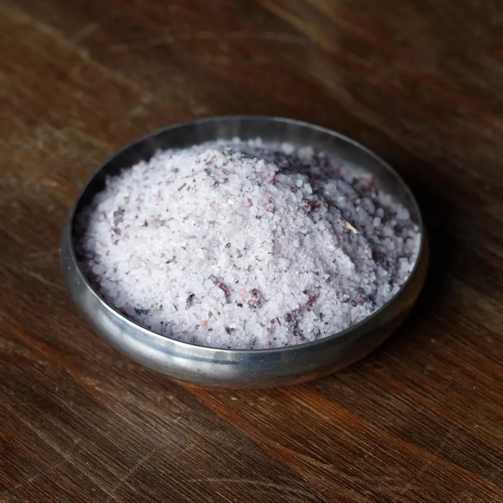 Terza Luna Sali | Spezie Indiane^Himalayan Salt Diamonds with Hibiscus Flowers